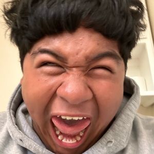 Meet your Posher, Christopher